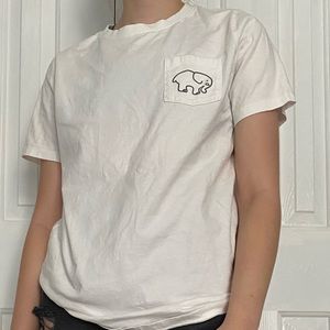 Ivory Ella elephant tee! Size small!